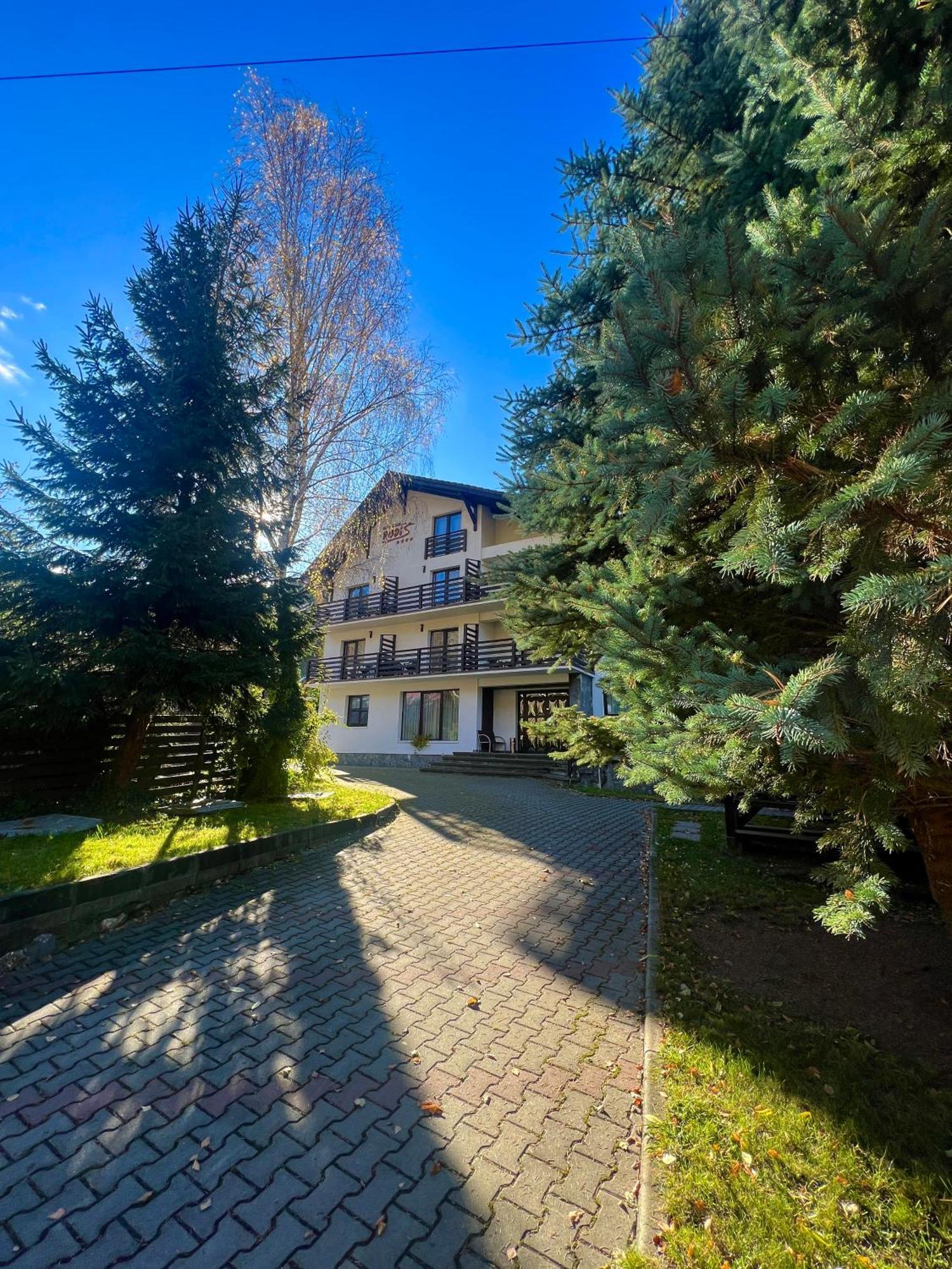 Pensiunea Rodis Moeciu De Sus Bagian luar foto