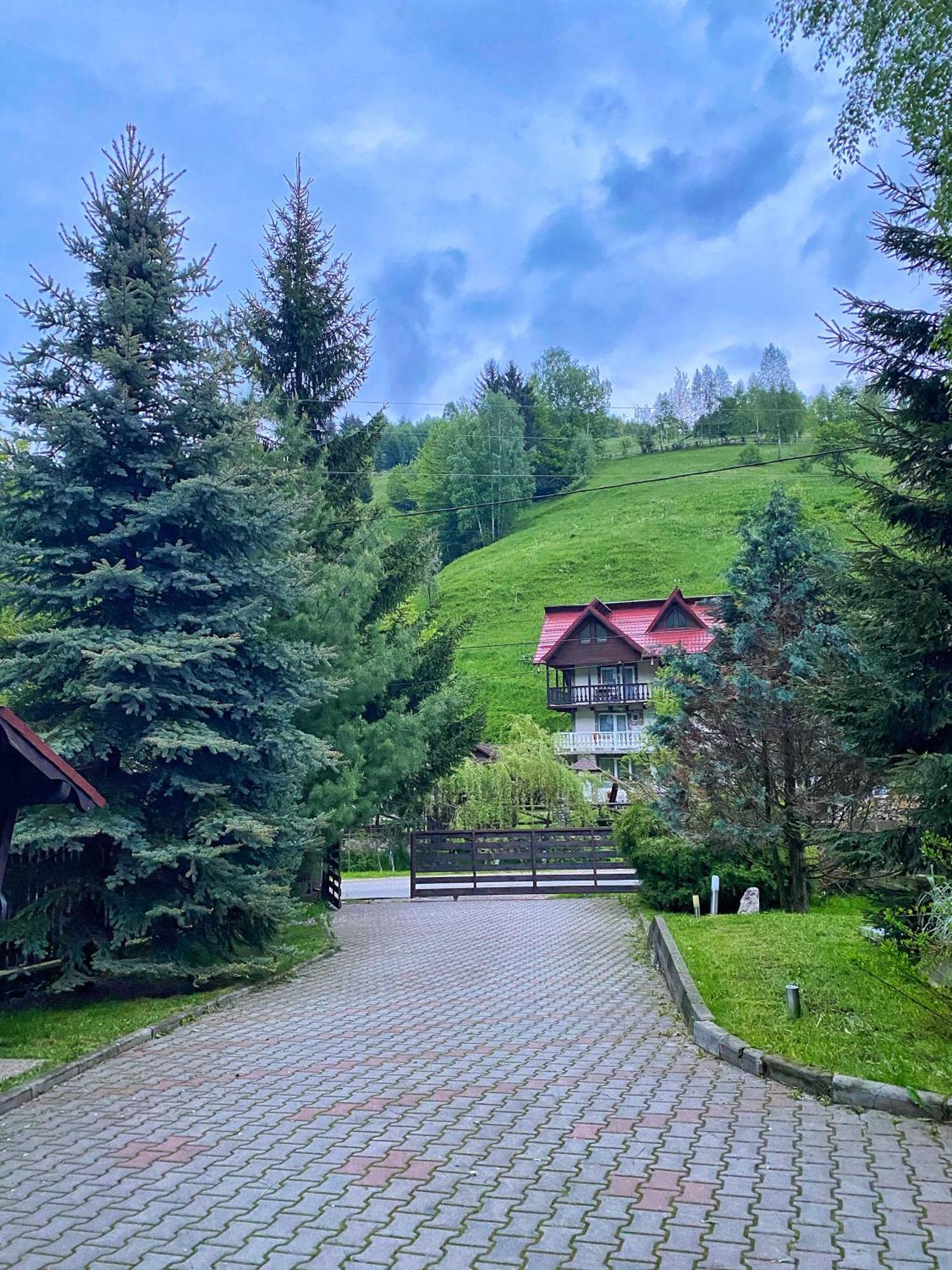 Pensiunea Rodis Moeciu De Sus Bagian luar foto